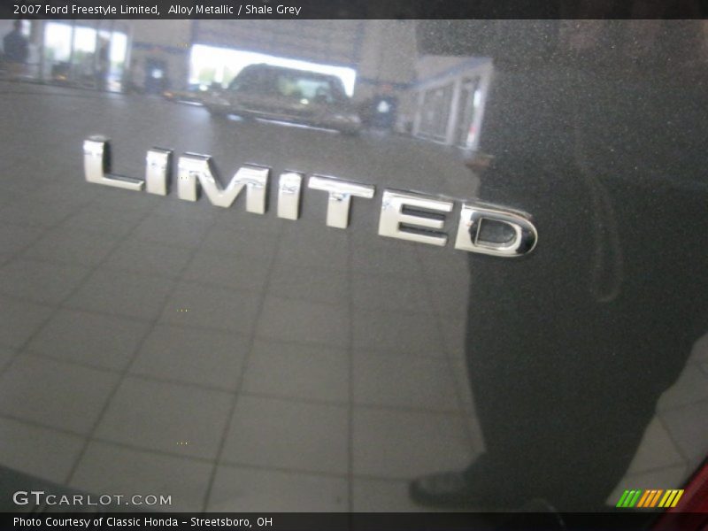 Alloy Metallic / Shale Grey 2007 Ford Freestyle Limited