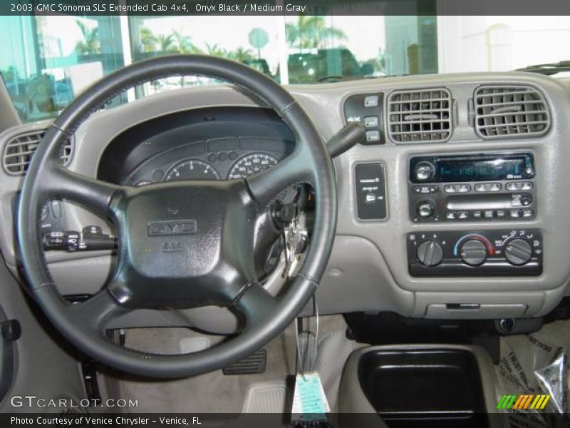 Onyx Black / Medium Gray 2003 GMC Sonoma SLS Extended Cab 4x4