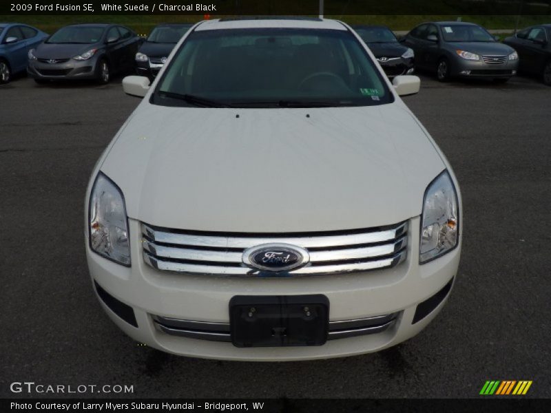 White Suede / Charcoal Black 2009 Ford Fusion SE