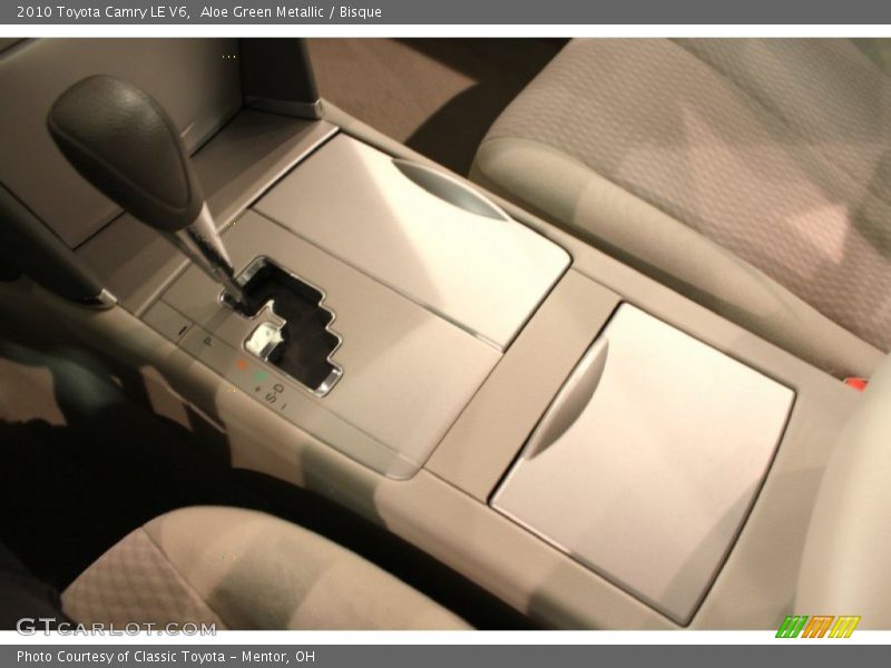 Aloe Green Metallic / Bisque 2010 Toyota Camry LE V6