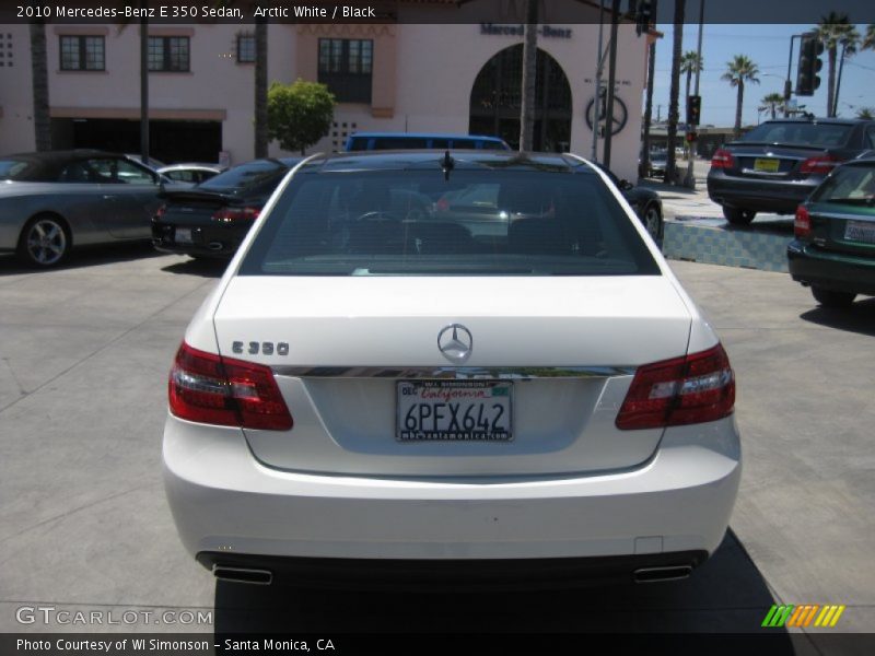 Arctic White / Black 2010 Mercedes-Benz E 350 Sedan