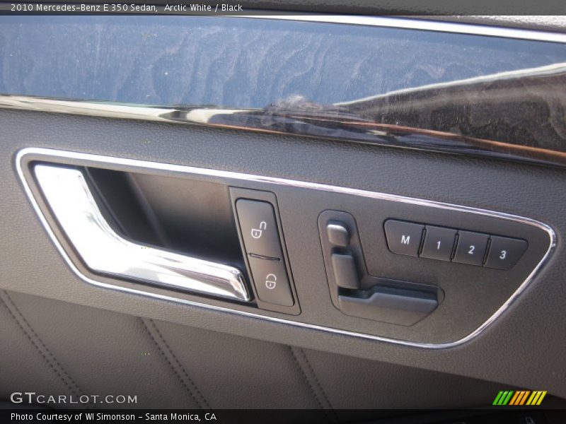 Arctic White / Black 2010 Mercedes-Benz E 350 Sedan
