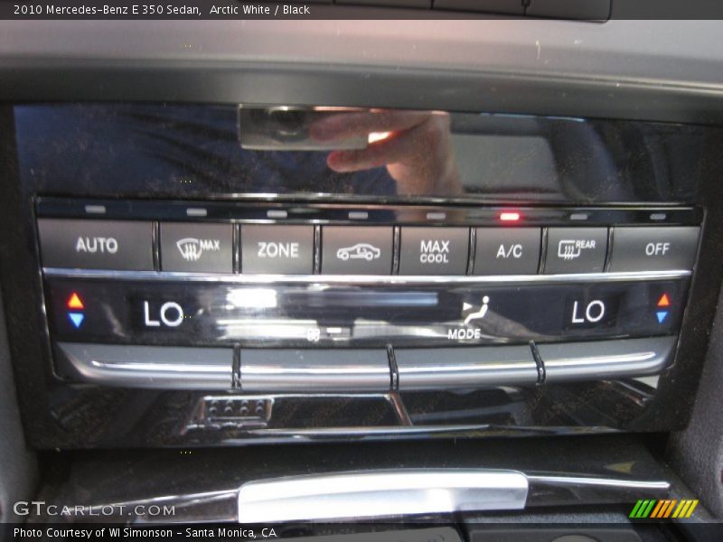 Arctic White / Black 2010 Mercedes-Benz E 350 Sedan
