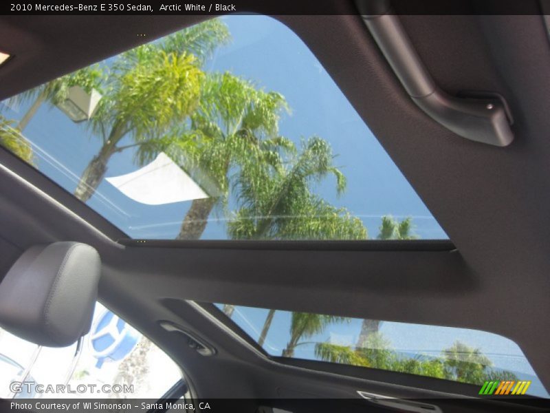 Arctic White / Black 2010 Mercedes-Benz E 350 Sedan