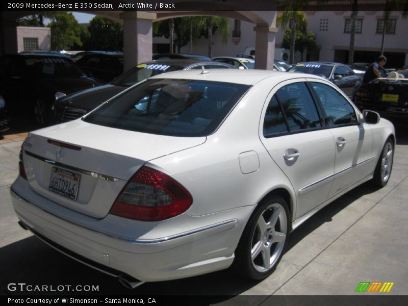 Arctic White / Black 2009 Mercedes-Benz E 350 Sedan