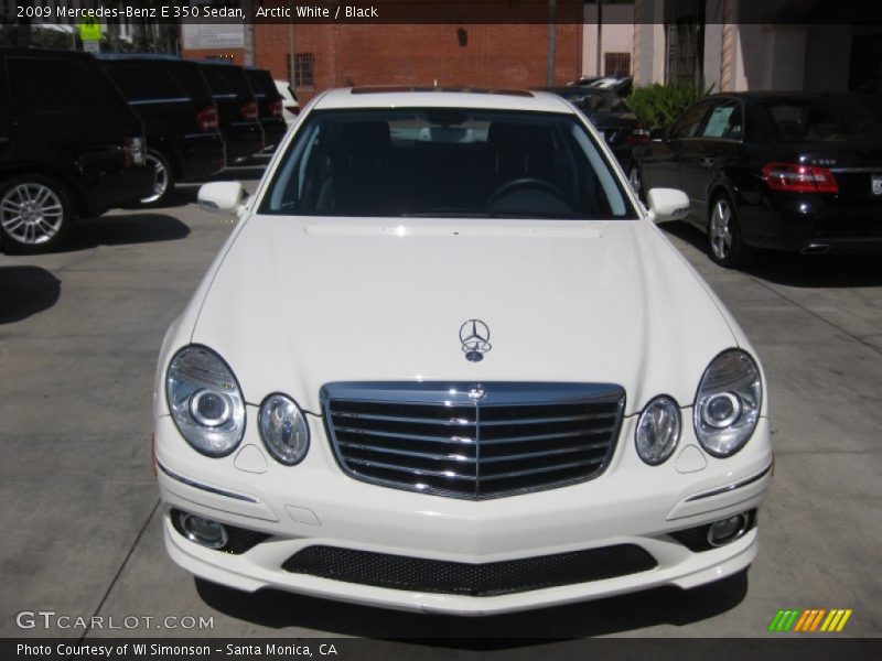 Arctic White / Black 2009 Mercedes-Benz E 350 Sedan