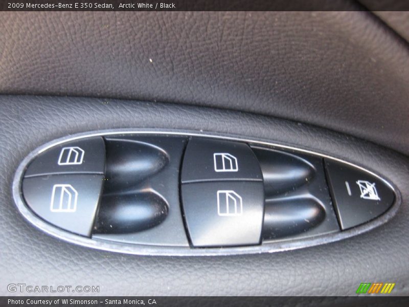 Arctic White / Black 2009 Mercedes-Benz E 350 Sedan