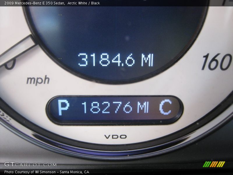Arctic White / Black 2009 Mercedes-Benz E 350 Sedan