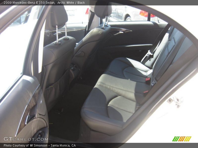 Arctic White / Black 2009 Mercedes-Benz E 350 Sedan