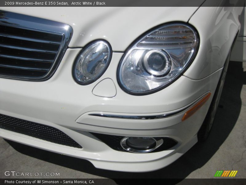 Arctic White / Black 2009 Mercedes-Benz E 350 Sedan