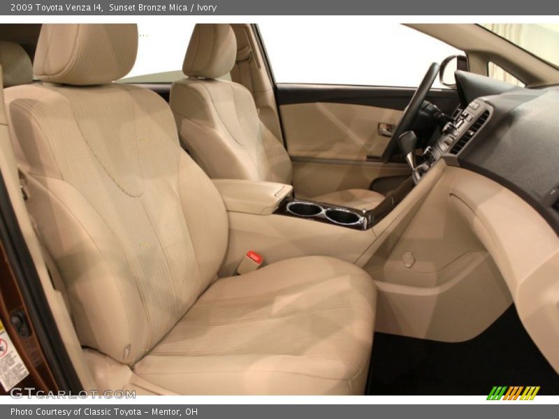 Sunset Bronze Mica / Ivory 2009 Toyota Venza I4