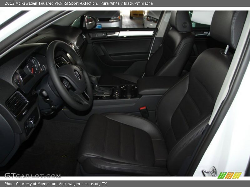 Pure White / Black Anthracite 2013 Volkswagen Touareg VR6 FSI Sport 4XMotion