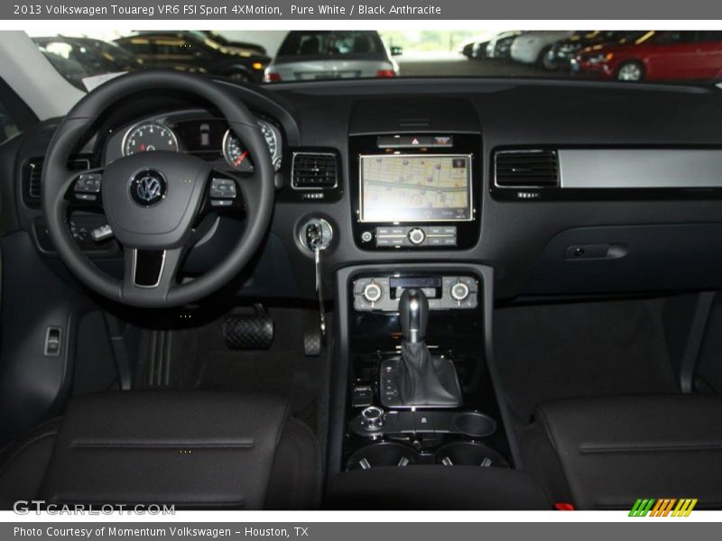 Pure White / Black Anthracite 2013 Volkswagen Touareg VR6 FSI Sport 4XMotion