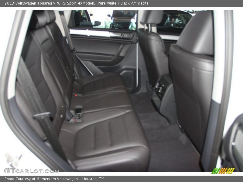 Pure White / Black Anthracite 2013 Volkswagen Touareg VR6 FSI Sport 4XMotion