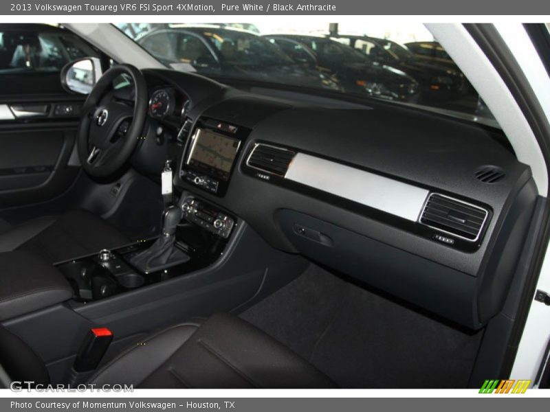 Pure White / Black Anthracite 2013 Volkswagen Touareg VR6 FSI Sport 4XMotion