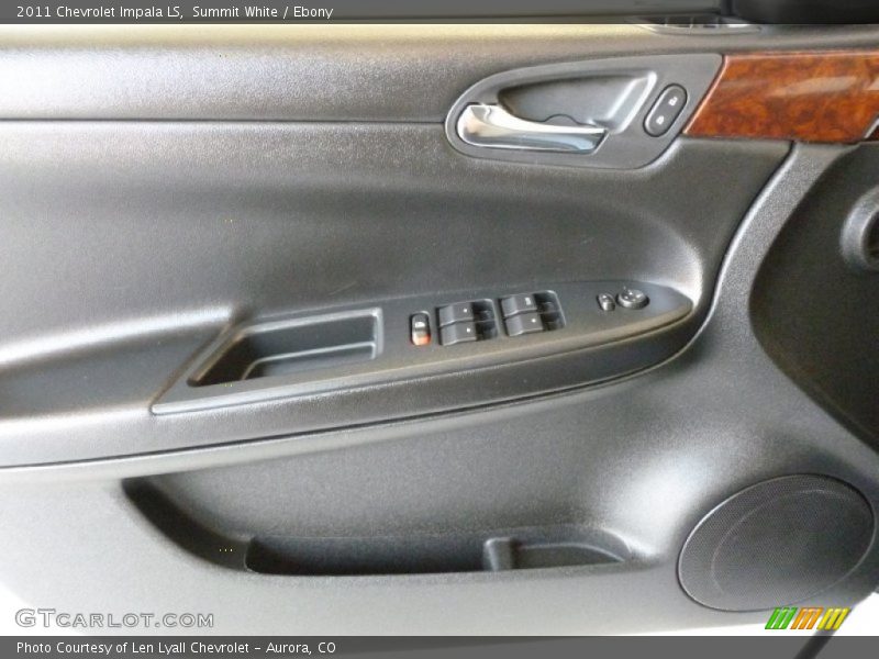 Summit White / Ebony 2011 Chevrolet Impala LS