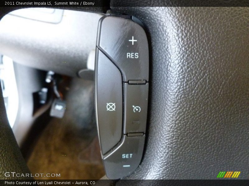Summit White / Ebony 2011 Chevrolet Impala LS