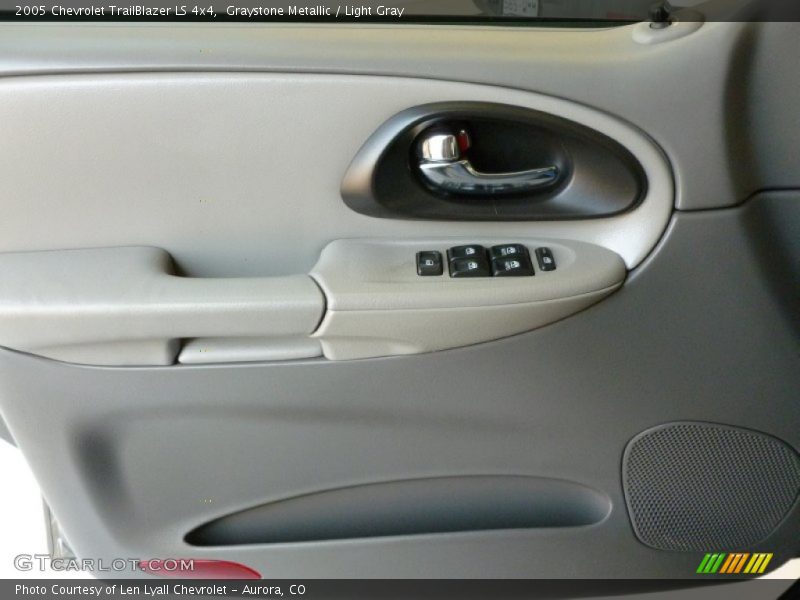 Graystone Metallic / Light Gray 2005 Chevrolet TrailBlazer LS 4x4