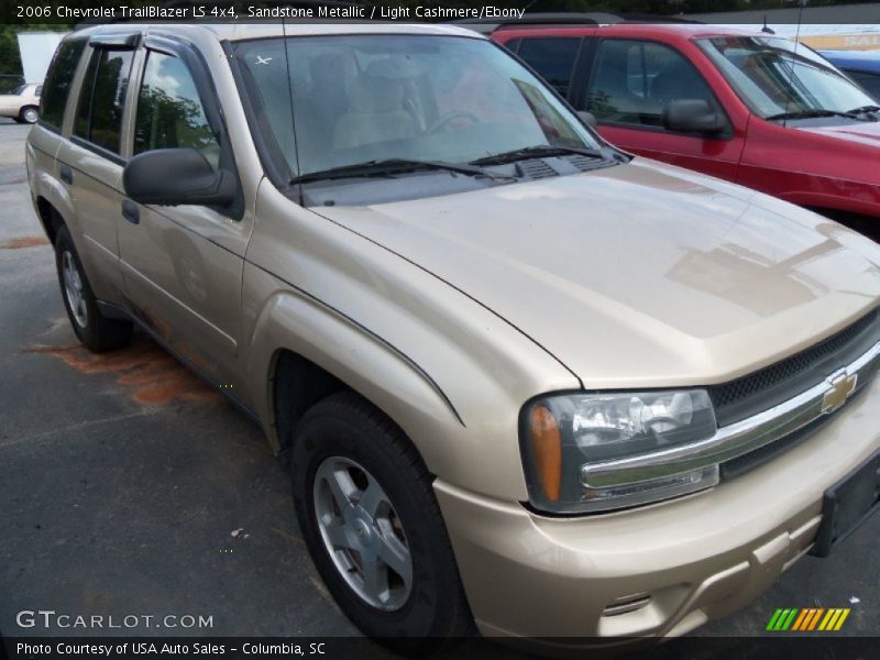 Sandstone Metallic / Light Cashmere/Ebony 2006 Chevrolet TrailBlazer LS 4x4