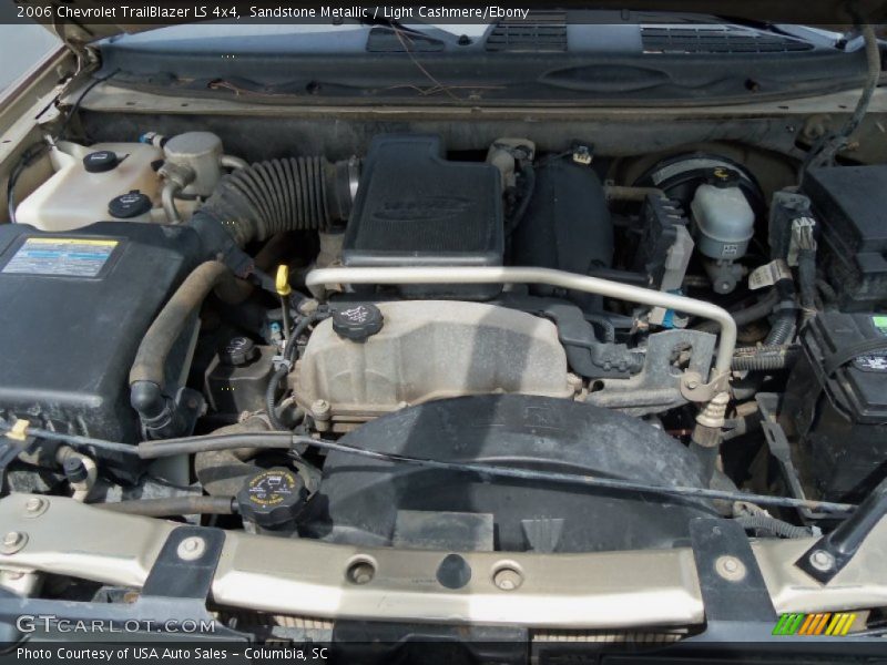Sandstone Metallic / Light Cashmere/Ebony 2006 Chevrolet TrailBlazer LS 4x4
