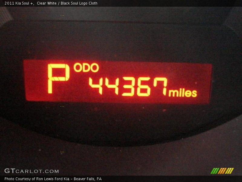 Clear White / Black Soul Logo Cloth 2011 Kia Soul +