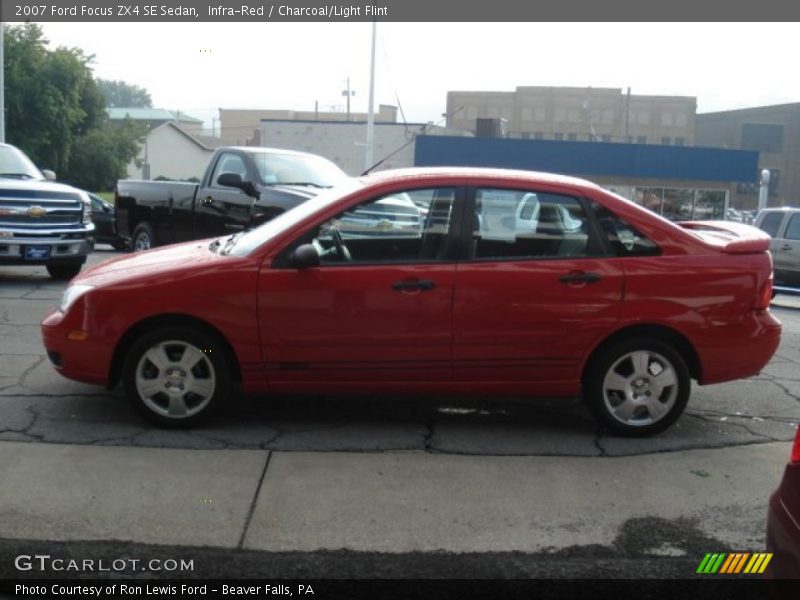 Infra-Red / Charcoal/Light Flint 2007 Ford Focus ZX4 SE Sedan