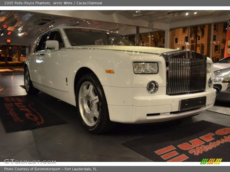 Arctic White / Cacao/Oatmeal 2005 Rolls-Royce Phantom