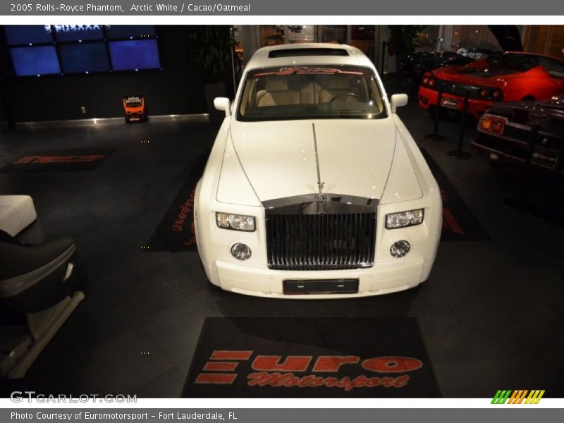 Arctic White / Cacao/Oatmeal 2005 Rolls-Royce Phantom