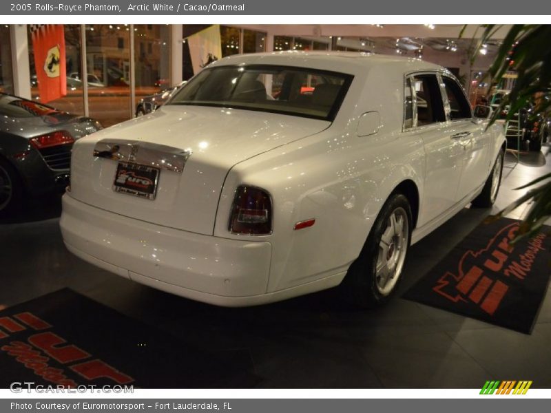 Arctic White / Cacao/Oatmeal 2005 Rolls-Royce Phantom