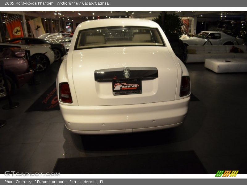 Arctic White / Cacao/Oatmeal 2005 Rolls-Royce Phantom