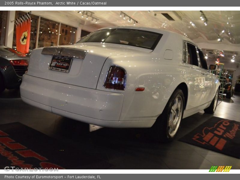 Arctic White / Cacao/Oatmeal 2005 Rolls-Royce Phantom