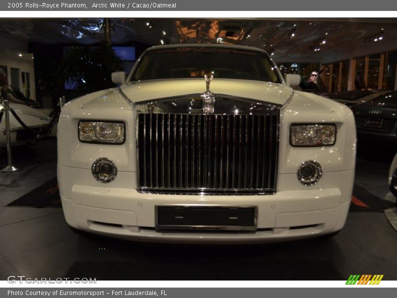 Arctic White / Cacao/Oatmeal 2005 Rolls-Royce Phantom