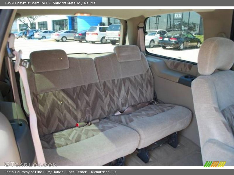 Sandrift Metallic / Neutral 1999 Chevrolet Venture LS