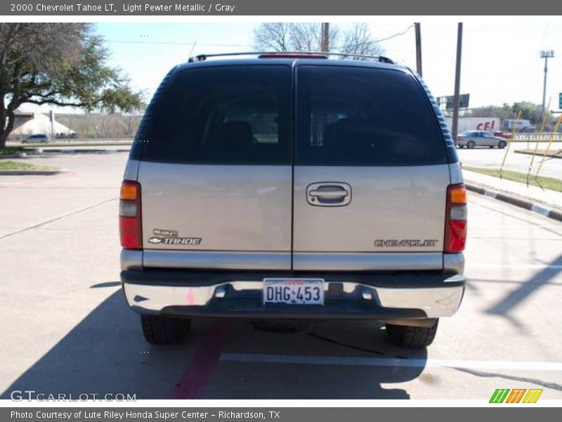Light Pewter Metallic / Gray 2000 Chevrolet Tahoe LT