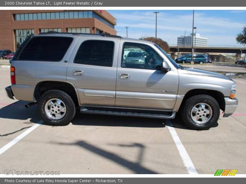 Light Pewter Metallic / Gray 2000 Chevrolet Tahoe LT