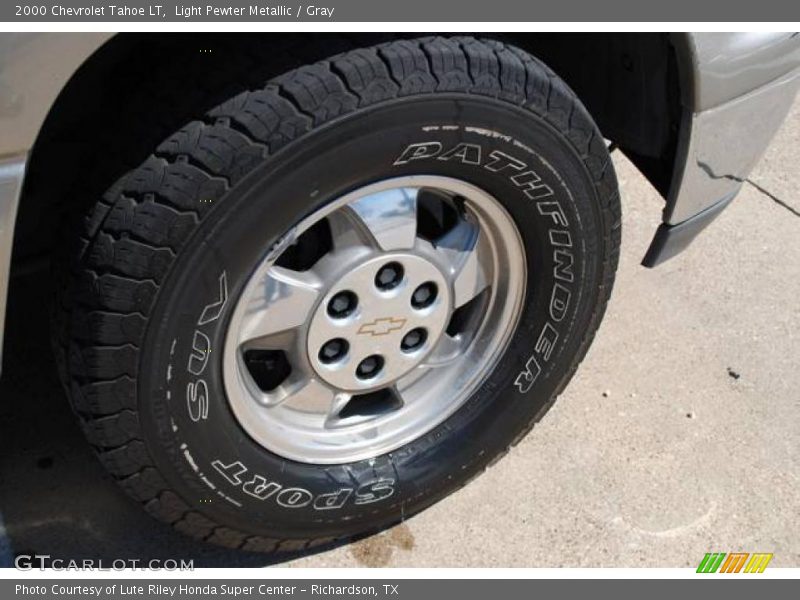 Light Pewter Metallic / Gray 2000 Chevrolet Tahoe LT