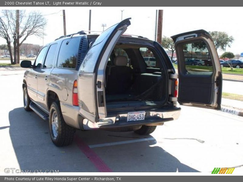 Light Pewter Metallic / Gray 2000 Chevrolet Tahoe LT