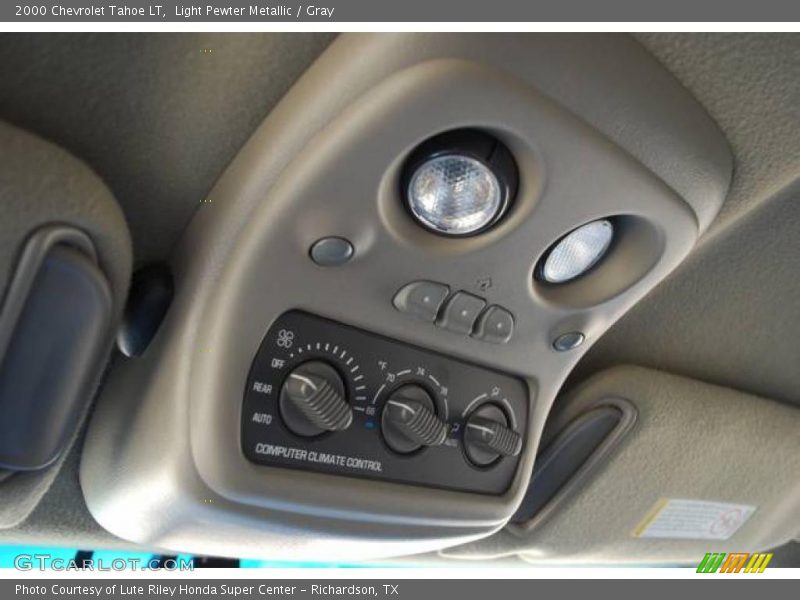 Light Pewter Metallic / Gray 2000 Chevrolet Tahoe LT
