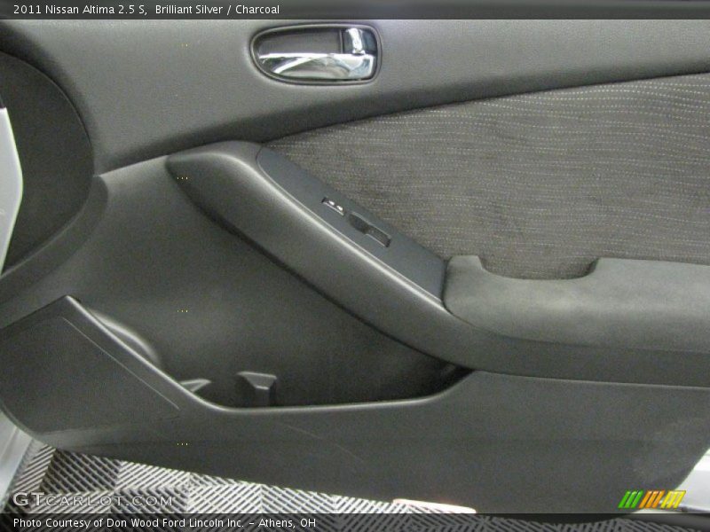 Brilliant Silver / Charcoal 2011 Nissan Altima 2.5 S