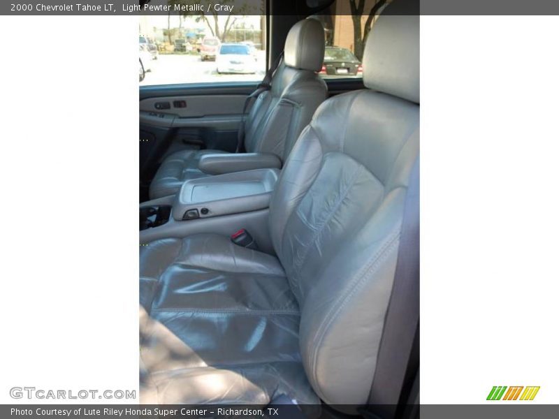 Light Pewter Metallic / Gray 2000 Chevrolet Tahoe LT