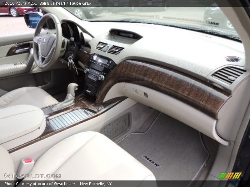 Dashboard of 2010 MDX 