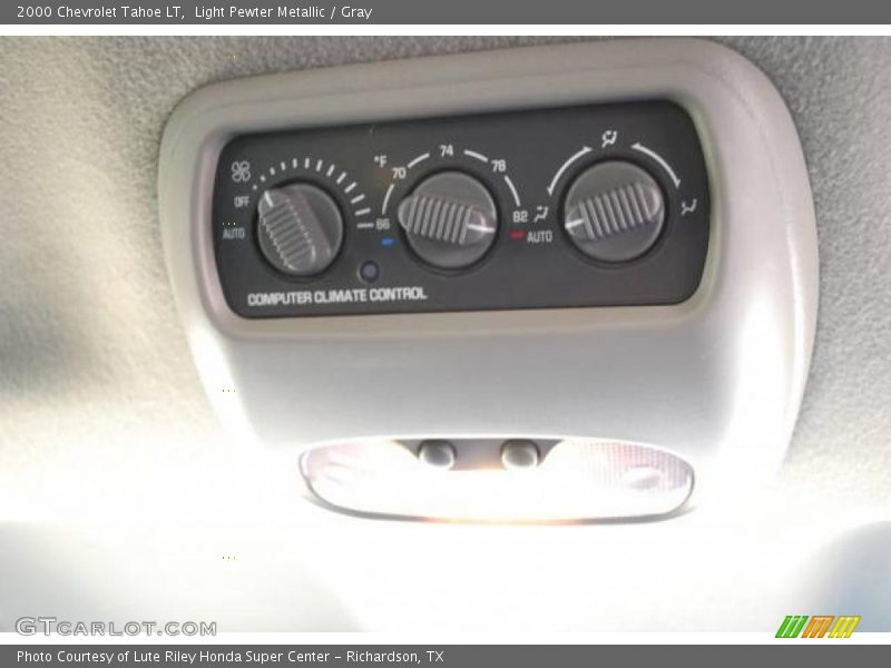 Light Pewter Metallic / Gray 2000 Chevrolet Tahoe LT