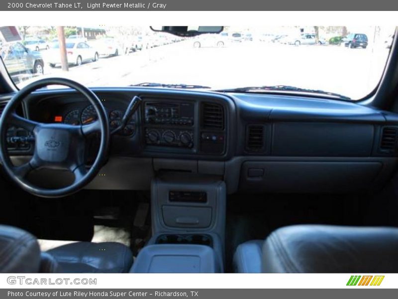 Light Pewter Metallic / Gray 2000 Chevrolet Tahoe LT