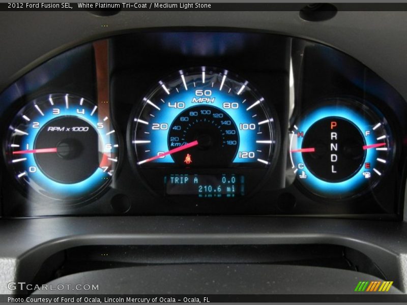 White Platinum Tri-Coat / Medium Light Stone 2012 Ford Fusion SEL