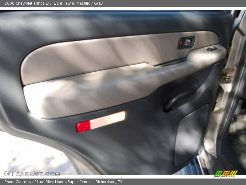 Light Pewter Metallic / Gray 2000 Chevrolet Tahoe LT