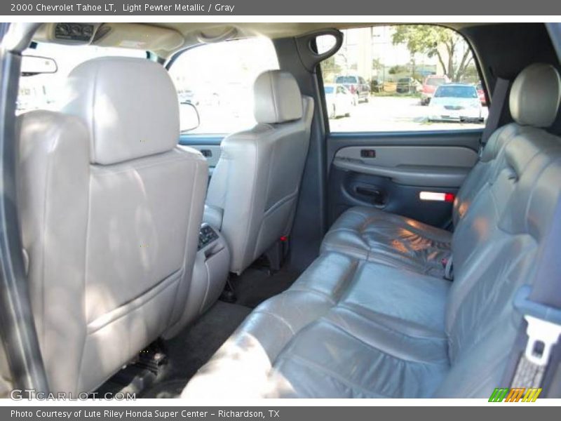 Light Pewter Metallic / Gray 2000 Chevrolet Tahoe LT
