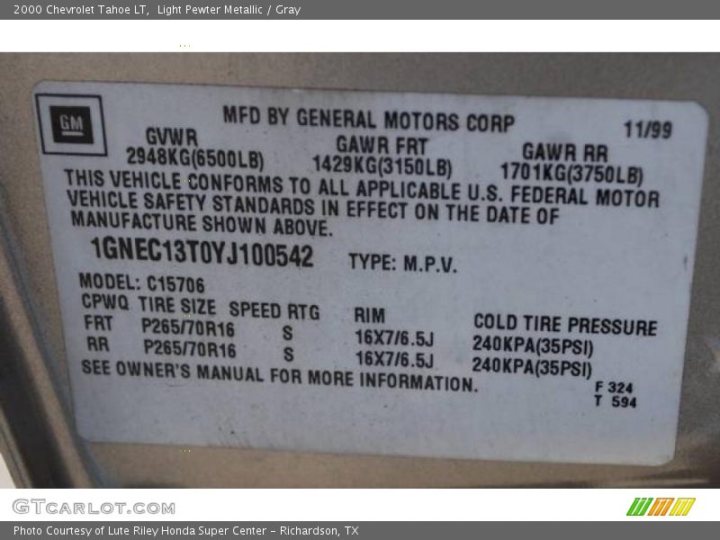 Light Pewter Metallic / Gray 2000 Chevrolet Tahoe LT