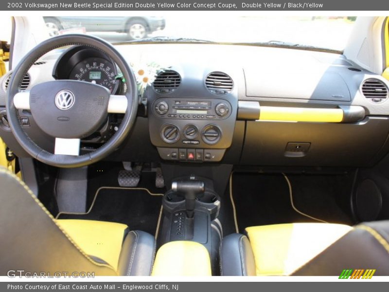 Dashboard of 2002 New Beetle Special Edition Double Yellow Color Concept Coupe