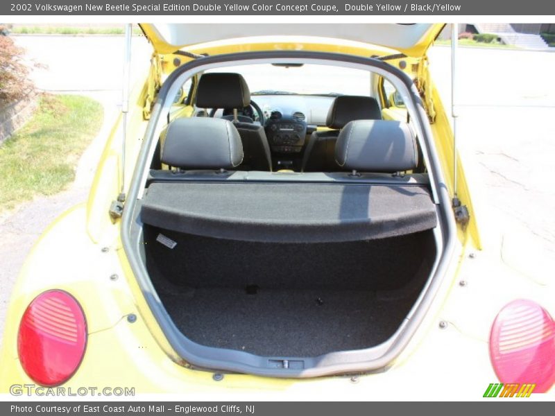  2002 New Beetle Special Edition Double Yellow Color Concept Coupe Trunk