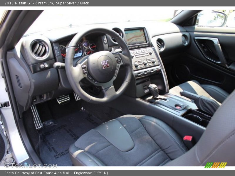 Black Interior - 2013 GT-R Premium 